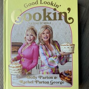 Good Lookin' Cookin' Book